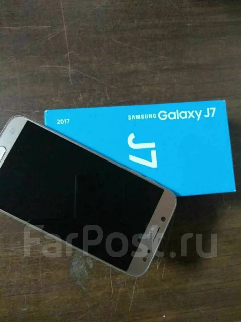 Samsung Galaxy J7 2017. �/�, �������, 3G, 4G LTE, Dual-SIM, NFC ����
