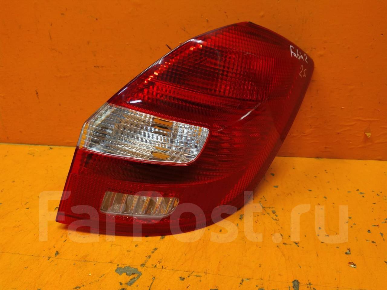 Сигнал на шкода фабия 2. Задний стоп шкода фабия. Задний стоп шкода фабия. Задний стоп шкода фабия. 665-1928l-ue аналоги и заменители.