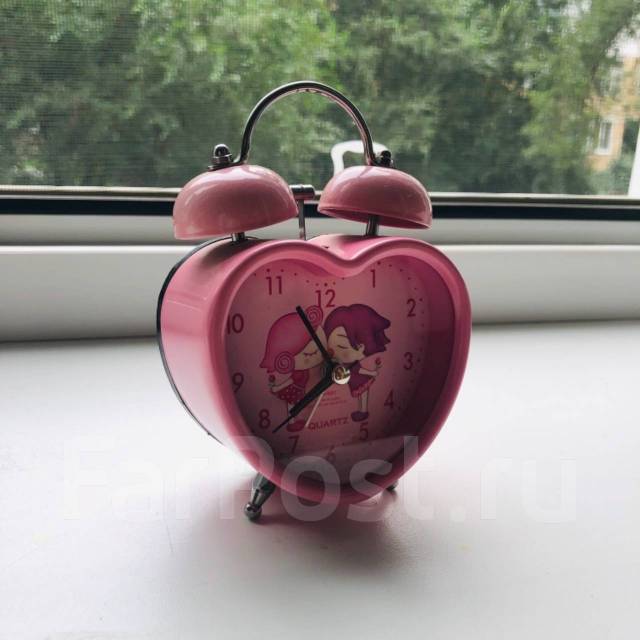 Часы-будильник с подсветкой, б/у, в наличии. Цена: 100₽ в Большом Камне