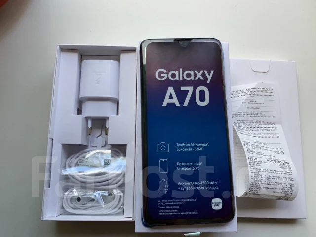 Samsung Galaxy A70. �/� ����
