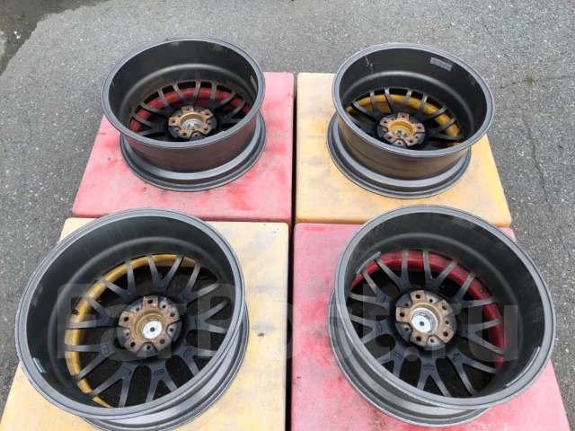 Bridgestone Glitzer. 7.0x17", 5x114.3, ET45, �� 73���. ����