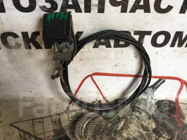Как поменять тросик капота на тойота платц