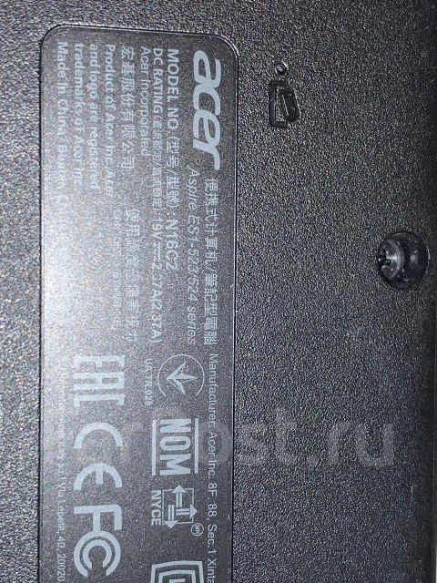 Acer Aspire E15. 15.6", 2����, ��� 4 ��, ���� 500���, ����������� �� 5��. ����