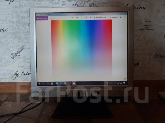 iiyama. 17" ����