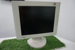 Samsung. 17"