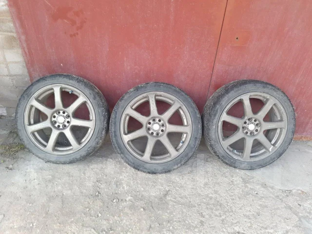 Work Emotion XT7. 7.5x17", 4x100, ET47 ����