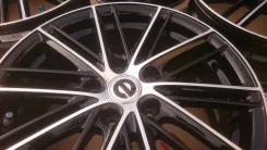 Bridgestone Eco Forme CRS111. 7.0x17", 5x114.3, ET53 ����