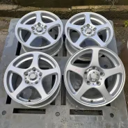 Bridgestone Erglanz. 6.5x15", 5x114.3, ET49, �� 72���. ����