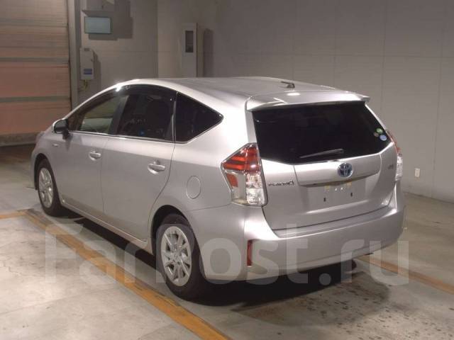 Тойота альфа без пробега. Toyota Prius Alpha 2017. Тойота Приус Альфа 2017. Prius Alpha 2015. Тойота Приус Альфа 2014.