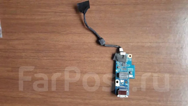 Acer Aspire 7560G. 17.3", 2����, ��� 4 ��, ���� 750���, WiFi: 1, Bluetooth: 1, ����������� �� 1��. ����