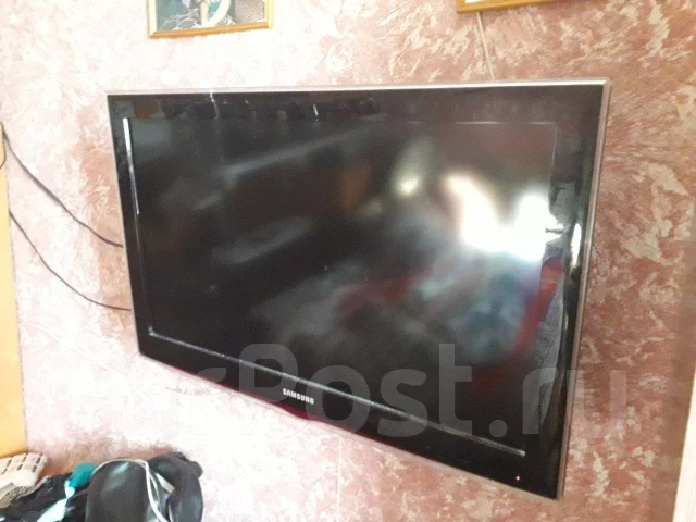 Samsung LE32D450G1W. LCD (��) ����