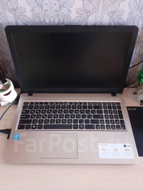 Asus VivoBook D540NA ����