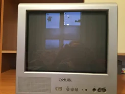Akira. LCD (��) ����
