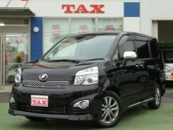 Toyota Voxy. �������, 4wd, 2.0, ������. ��� ����� �� ������������ ����