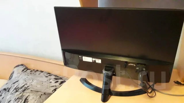 LG. 24" ����