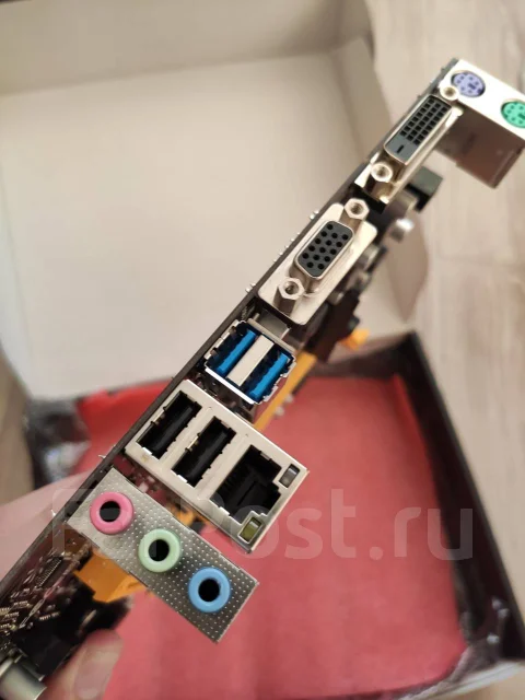 Socket AM4 ����
