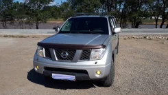 Nissan Navara. �������, 4wd, 2.5 (174��.�.), ������, 180 000����. �� ����