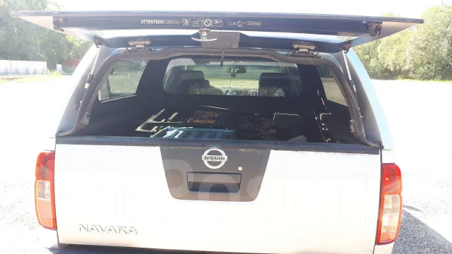 Nissan Navara. �������, 4wd, 2.5 (174��.�.), ������, 180 000����. �� ����