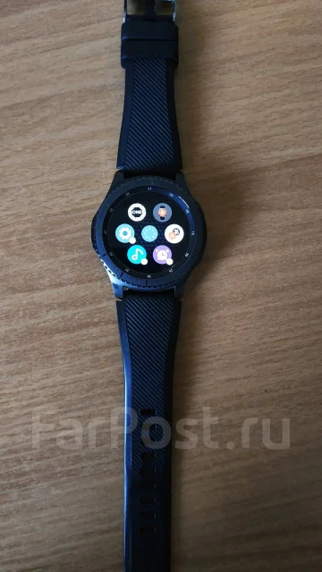 Samsung Gear S3 Frontier. GPS, NFC, IP67, IP68 ����
