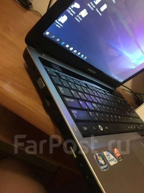 Samsung RV510. 15.6", 2,9����, ��� 3072 ��, ���� 500���, WiFi: 1, Bluetooth: 1, ����������� �� 1��. ����