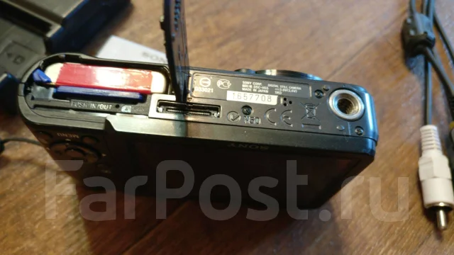 Sony Cyber-shot DSC-H55. 10 - 14.9 ��, ���: 10� ����