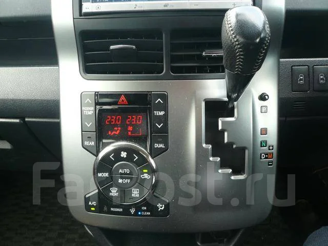 Toyota Voxy. �������, ��������, 2.0, ������, �/�, ��� ���. ��� ����� �� ������������ ����
