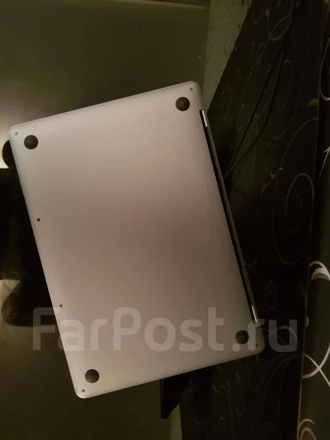 Apple MacBook Pro 13 2017 Mid MPXT2. 13.3", 2,3����, ��� 256 �� � ������, ���� 256���, WiFi: 1, ����������� �� 10��. ����