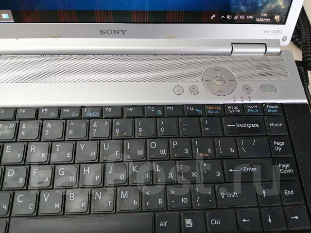 Sony VAIO VGN. 15.4", 2,2����, ��� 2048 ��, ���� 500���, WiFi: 1, Bluetooth: 1 ����