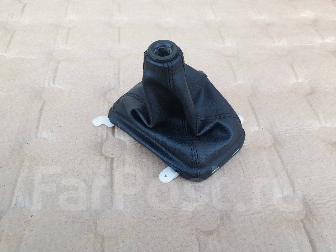 Кожух кулисы. Чехол кулисы мкпп focus 3 st. Кожух кулисы. Кожух кпп мазда 3 bk. Кожух кулисы.