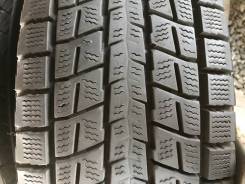 Dunlop Winter Maxx SJ8, 215 80 R15 в Находке Dunlop Winter Maxx SJ8. Зимние, без шипов, 2013 год, 30 %