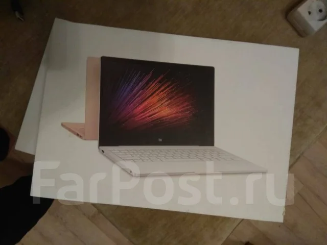 Xiaomi Mi Notebook Air 12.5. 12.5", ���� 128���, WiFi: 1, Bluetooth: 1 ����