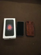 Apple iPhone SE. �/� ����