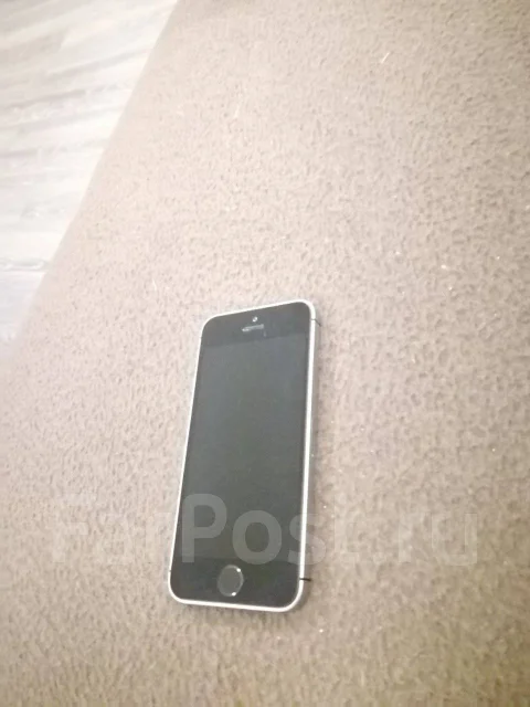 Apple iPhone SE. �/� ����