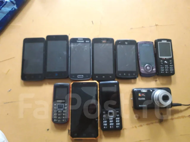 Samsung Star. �/�, ������, 3G, 4G LTE, Dual-SIM ����