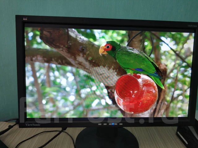 ViewSonic. 20" ����