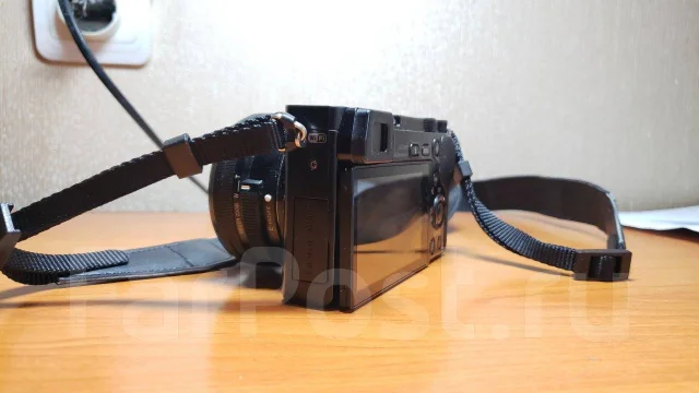 Sony Alpha ILCE-6000 Kit. 20 � ����� ��, ���: 14� � ����� ����