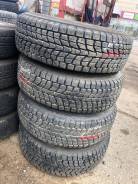 Dunlop Grandtrek SJ6, 215/80 R15 в Хабаровске Dunlop Grandtrek SJ6. Зимние, без шипов, 10 %