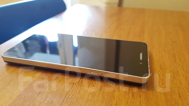 Highscreen Power Five Evo. �/�, �����, 4G LTE, Dual-SIM ����