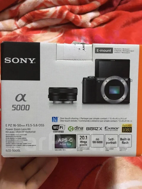 Sony Alpha ILCE-5000 Kit. 20 � ����� ��, ���: 14� � ����� ����