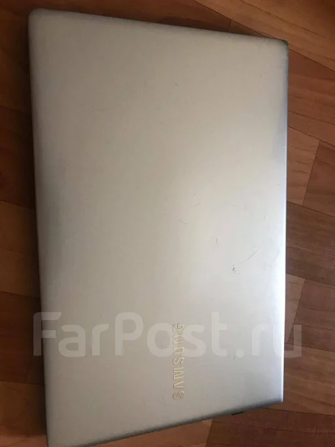 Samsung 370R5E. 15.6", 3,2����, ��� 6 ��, ���� 750���, WiFi: 1, Bluetooth: 1, ����������� �� 5��. ����
