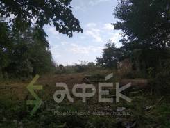 Продам участок в районе центра в Артеме в Артеме Продам участок в районе центра в Артеме. 812 кв. м., собственность, электричество. Фото участка