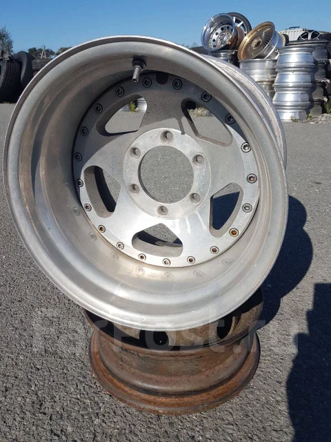 Raguna. 10.5x15", 6x139.7, ET-44, �� 110���. ����