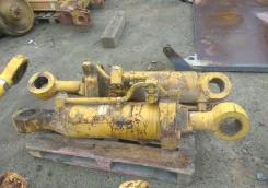 Komatsu D355 ����