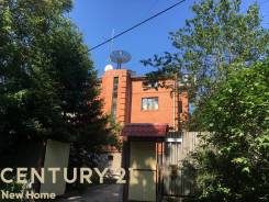 Дом на Садгороде 272 кв. м c участком во Владивостоке во Владивостоке Дом на Садгороде 272 кв. м c участком во Владивостоке. Улица Гражданская 10а, р-н Садгород, площадь дома 272,0 кв. м., централизованный водопровод, эл...