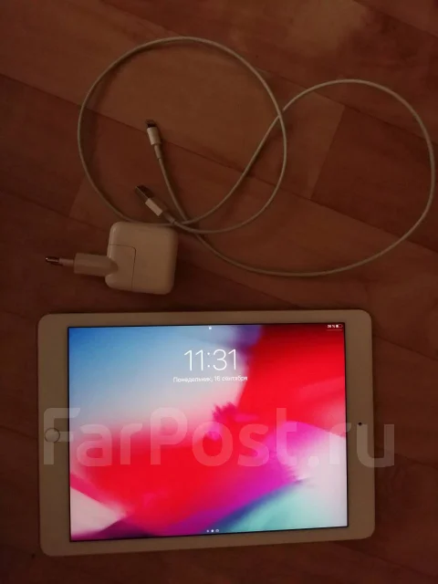 Apple iPad Pro 9.7 ����