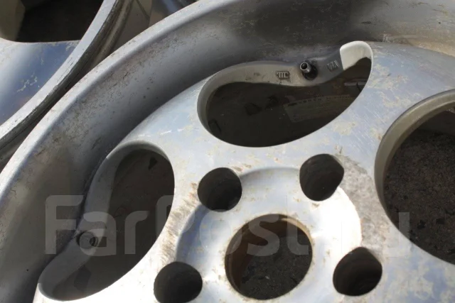 PIAA. 7.0x17", 5x114.3, ET42, �� 73���. ����