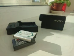 Sony HDR-AS50 ����
