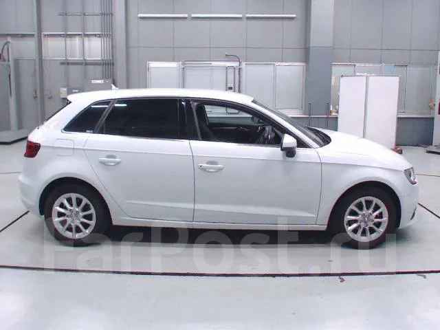 Audi A3. �������, ��������, 1.4 (1 220��.�.), ������, 30����. ��, �/�. ��� ����� �� ������������ ����