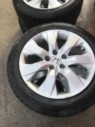 Honda. 4.0x17"
