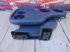 Подстаканник Honda CR-V 1996-2002 Honda CR-V 1996-2002 2000 в Кемерово Подстаканник Honda CR-V 1996-2002 Honda CR-V 1996-2002 2000